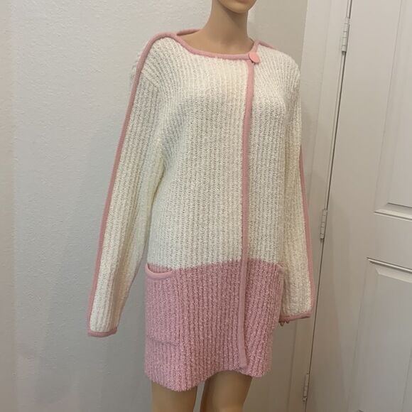 Laura Gayle Large 💯 Acrylic Machine Wash 2 Button Front Pretty In Pink Sweater - Picture 3 of 12